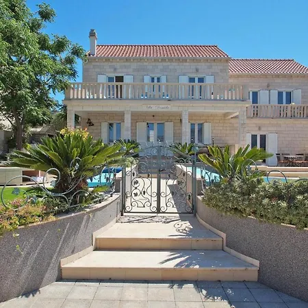 Holiday home Veritas Lumbarda